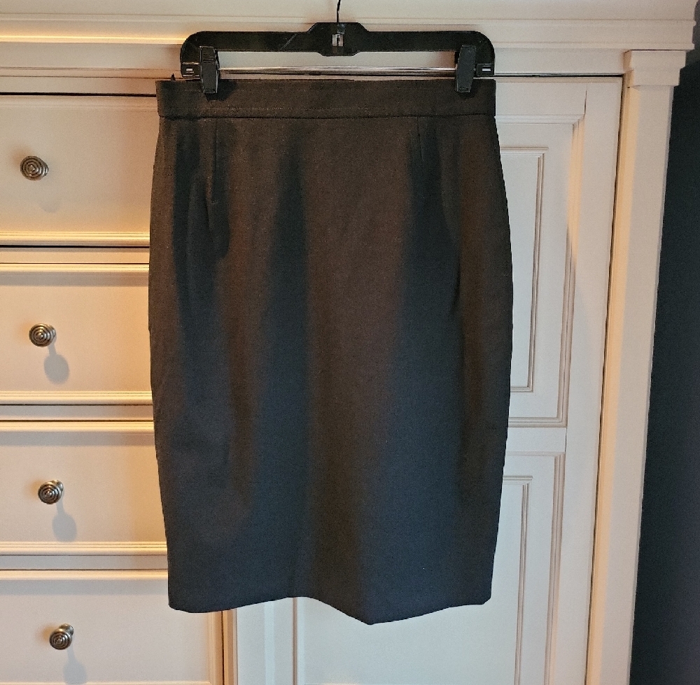 Louis Feraud Classic Black Pencil Skirt Size 10